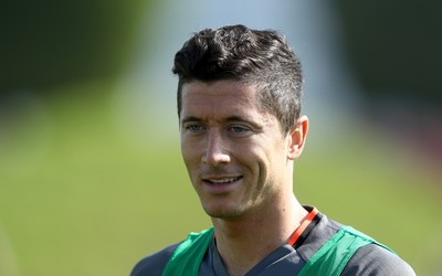 8博精华-任何条件都能踢